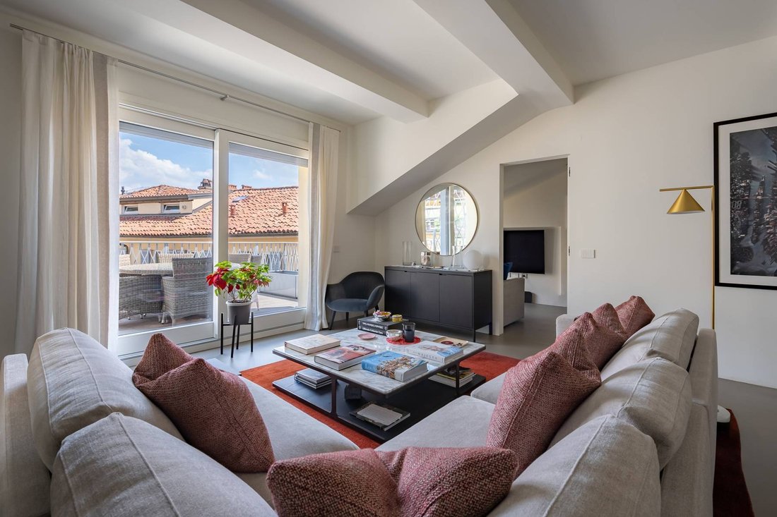 House in Historic Center, Milan, Lombardy 1 - 16622399