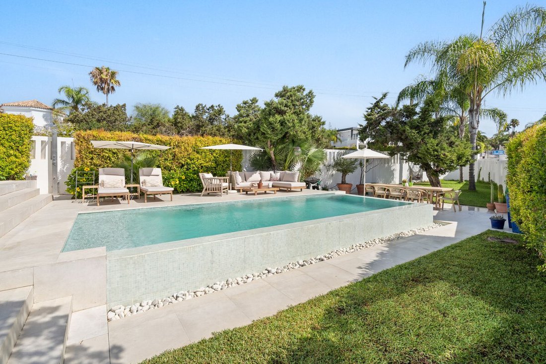 House in Elviria-Cabopino, Marbella, Spain 4 - 16753261