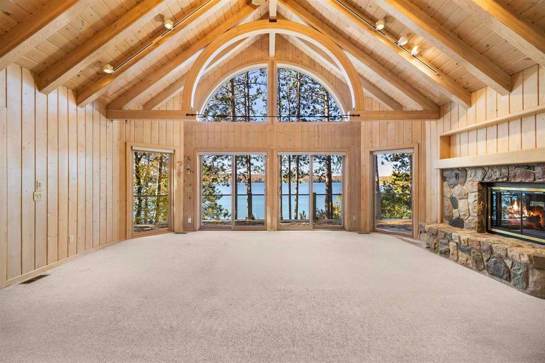 House in Petoskey, Michigan, United States 5 - 16755497