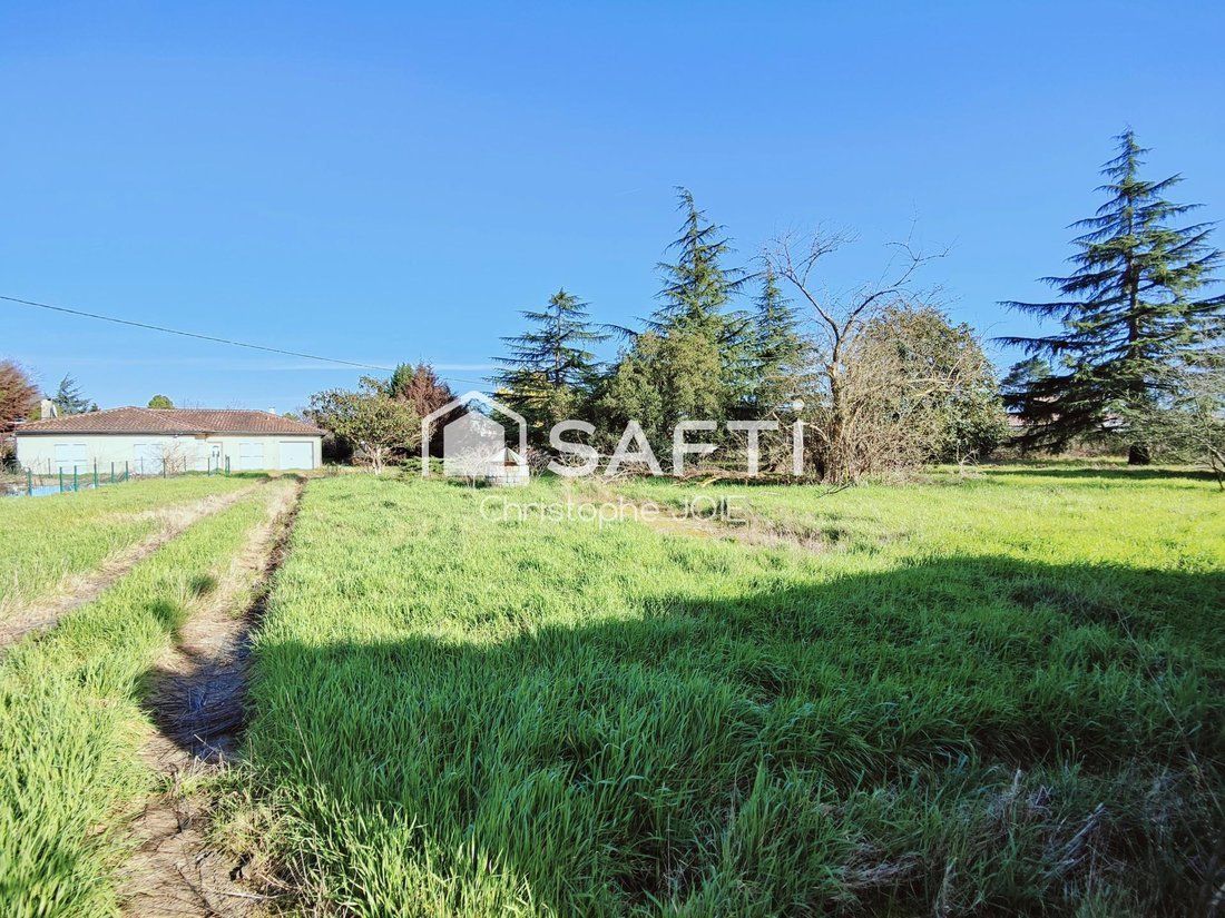 Land in Cadaujac, Nouvelle-Aquitaine, France 2 - 16757087