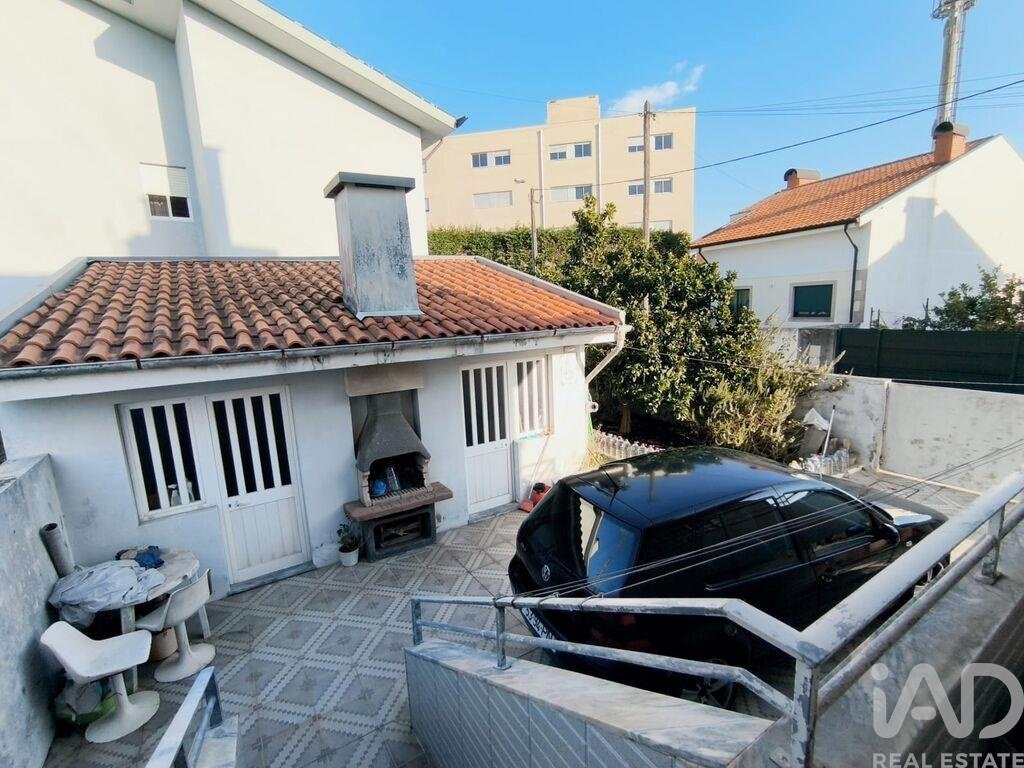 Townhouse in Custoias, Leca do Balio e Guifoes, Porto District, Portugal 4 - 16763664