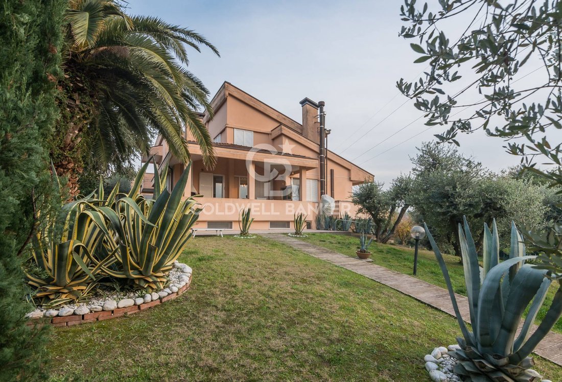 Villa in Gradara, Marche, Italy 1 - 16762819
