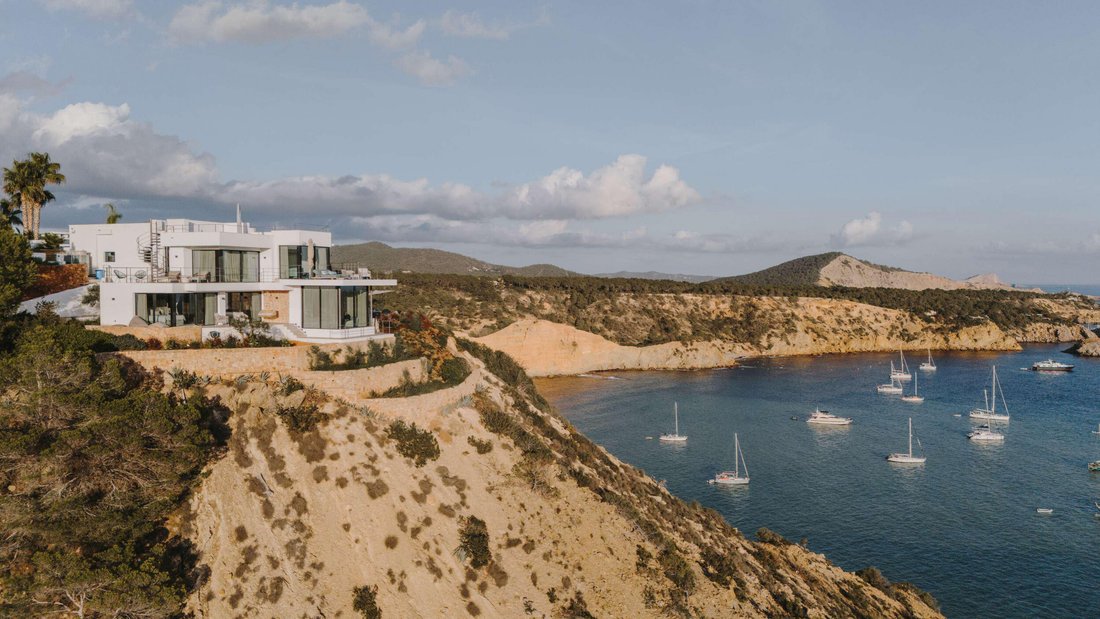 Villa in Es Cubells, Sant Josep de sa Talaia, Balearic Islands 3 - 16757486
