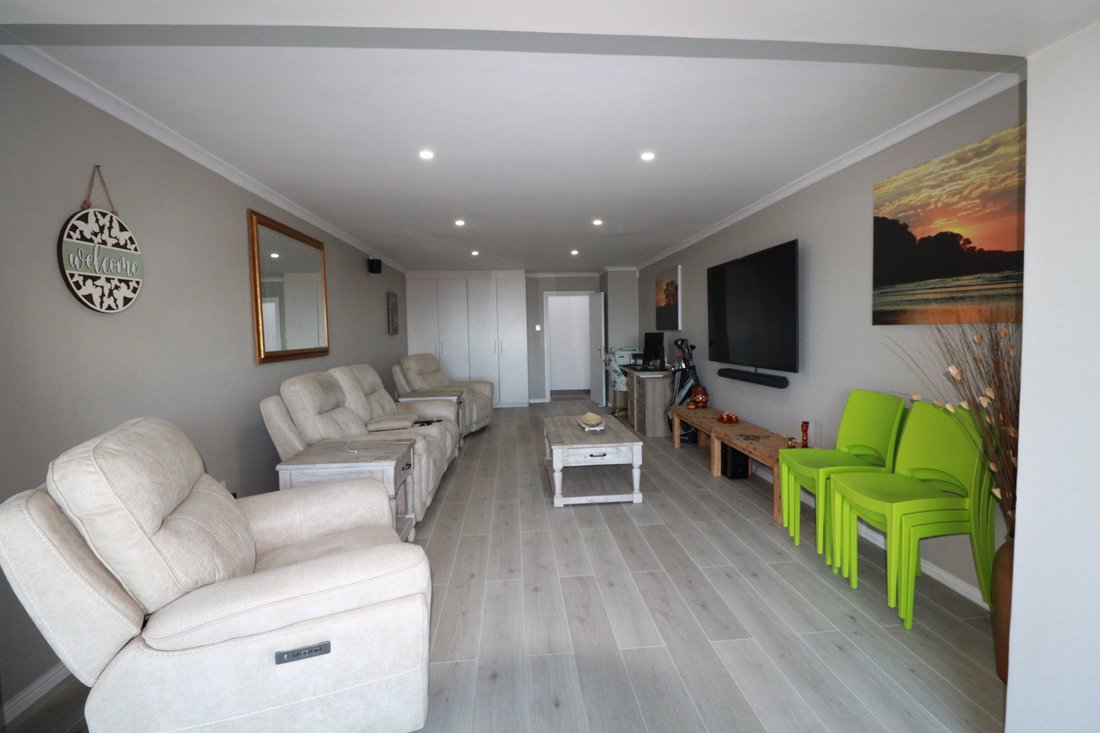House in Van Dyks Bay, Western Cape, South Africa 4 - 16761381