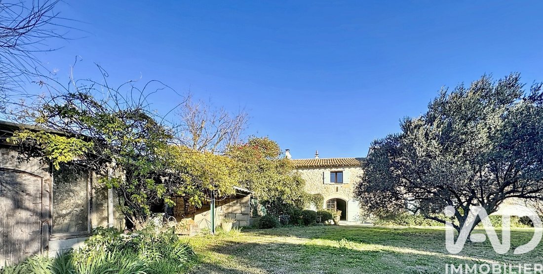 Casa a Arles, Provenza-Alpi-Costa Azzurra, Francia 2 - 16762440