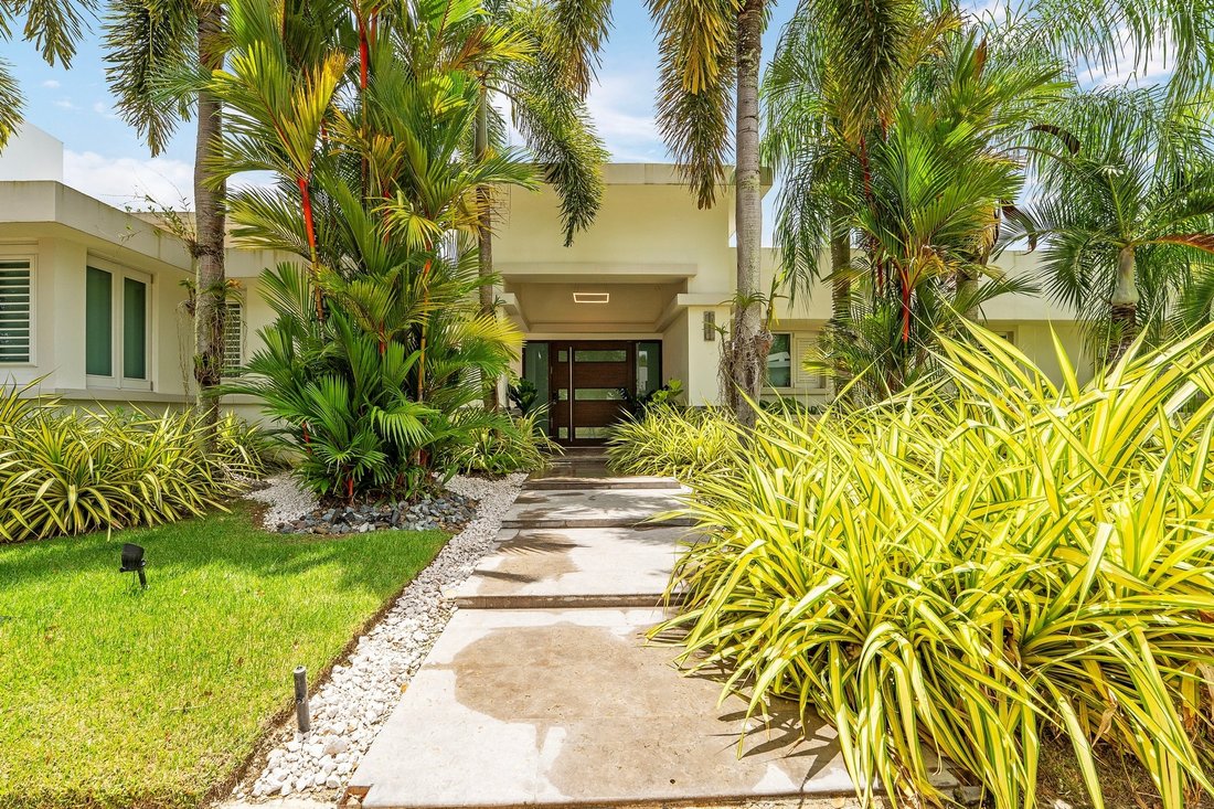 Exquisite Estate In Santa María Elegance, In San Juan, San Juan, Puerto  Rico For Sale (16761948)