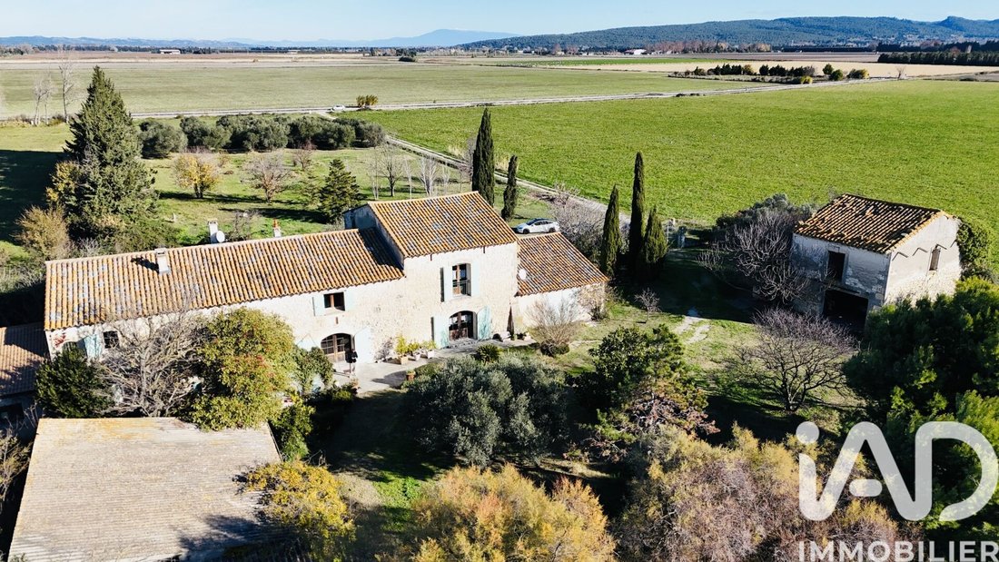 Casa a Arles, Provenza-Alpi-Costa Azzurra, Francia 1 - 16762440