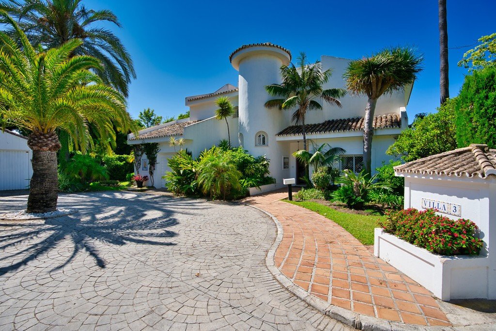 House in Elviria-Cabopino, Marbella, Spain 2 - 16753278
