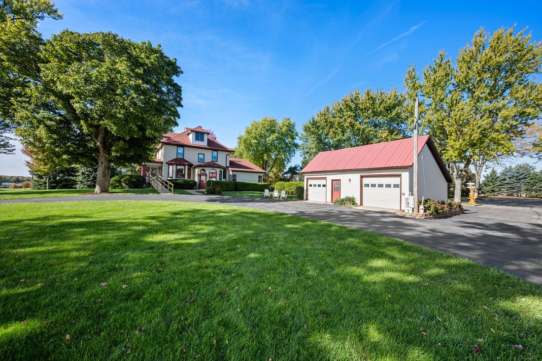 House in Sycamore, Illinois, United States 3 - 16753330
