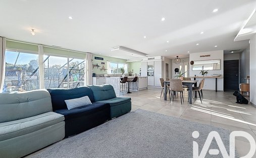 A Listed Property Overlooking The Pyrenees And The Aude Valley