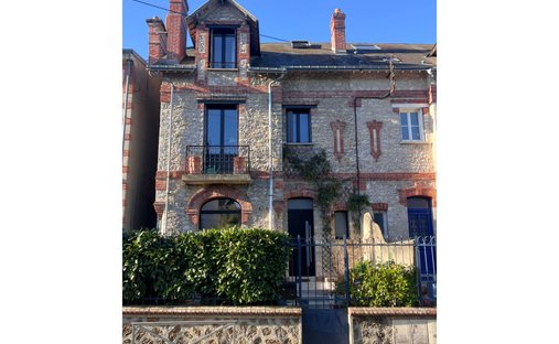 Back On The Marcket 120km From Paris Fairy Tale Castle Built From The 15th To The 20th Century