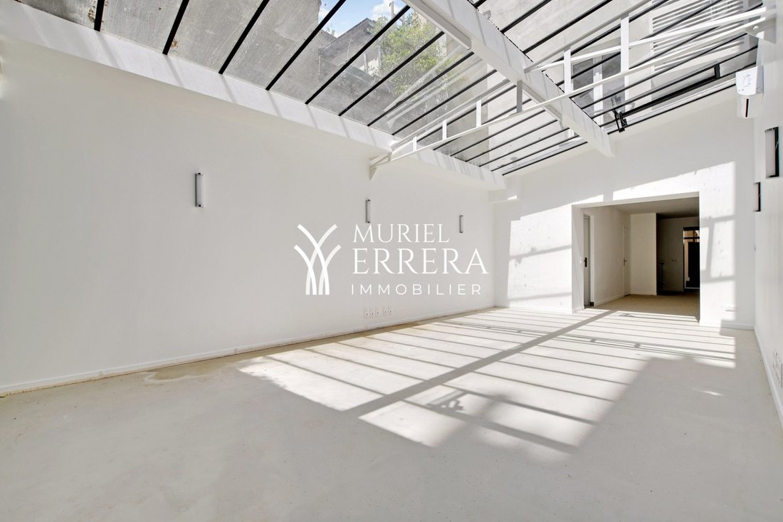 Apartment in Grange Aux Belles-Terrage, Paris 10e Arrondissement, Paris 4 - 16753076