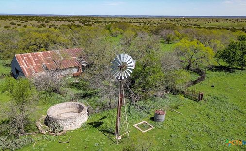 Azienda agricola a Lometa, Texas, Stati Uniti 1