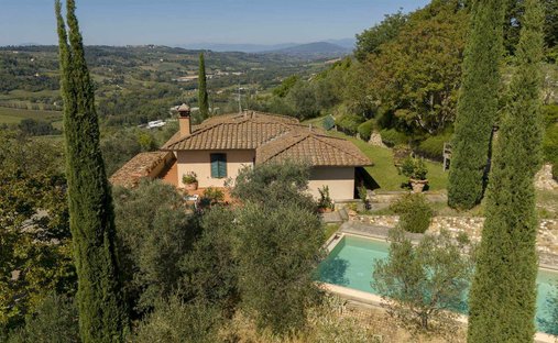 Castle for Sale in San Casciano In Val di Pesa, Tuscany, Italy