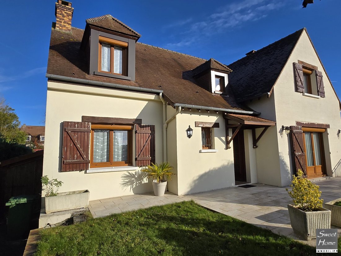 House in Les Hameaux-La Croix Aux Buis-Chapelle, Magny-les-Hameaux, France 1 - 16759448