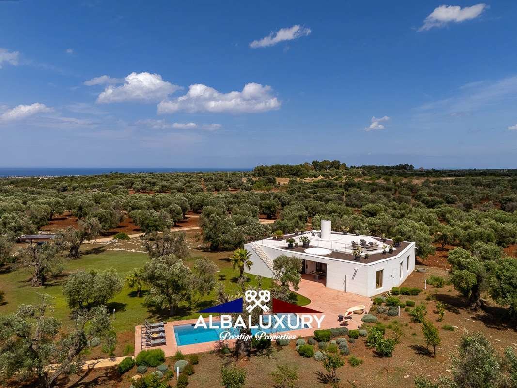 Villa in Carovigno, Apulia, Italy 2 - 15345198