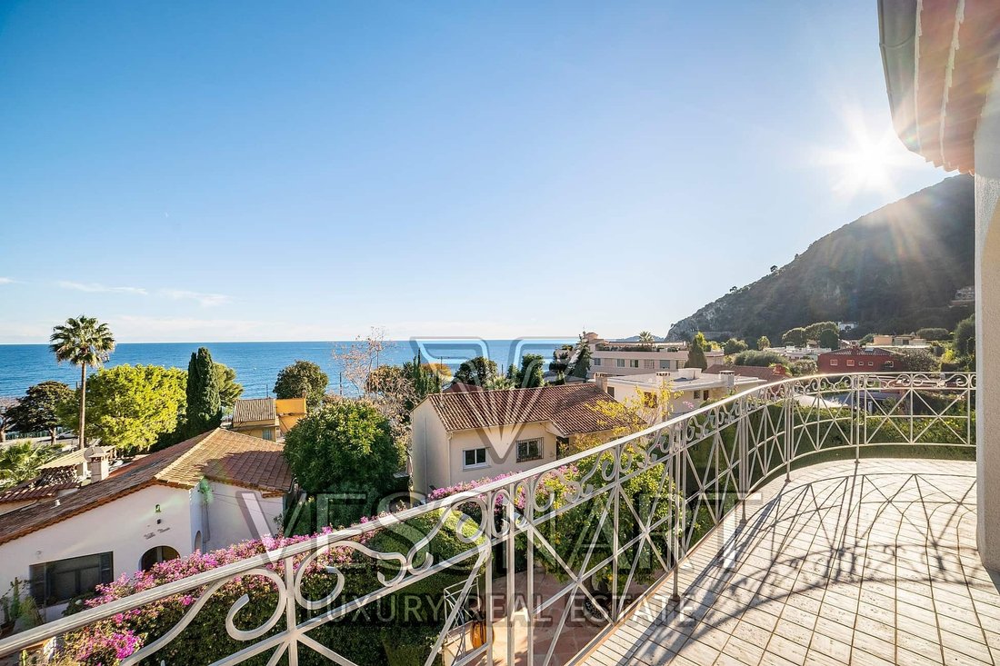 Villa in Èze, Provence-Alpes-Côte d'Azur, France 2 - 16607685
