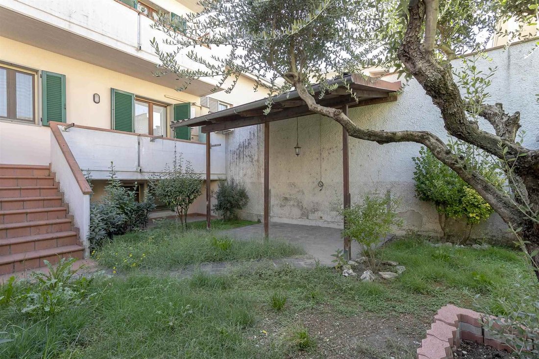 Poggio a Caiano, Tuscany, Italy 3 - 16753634