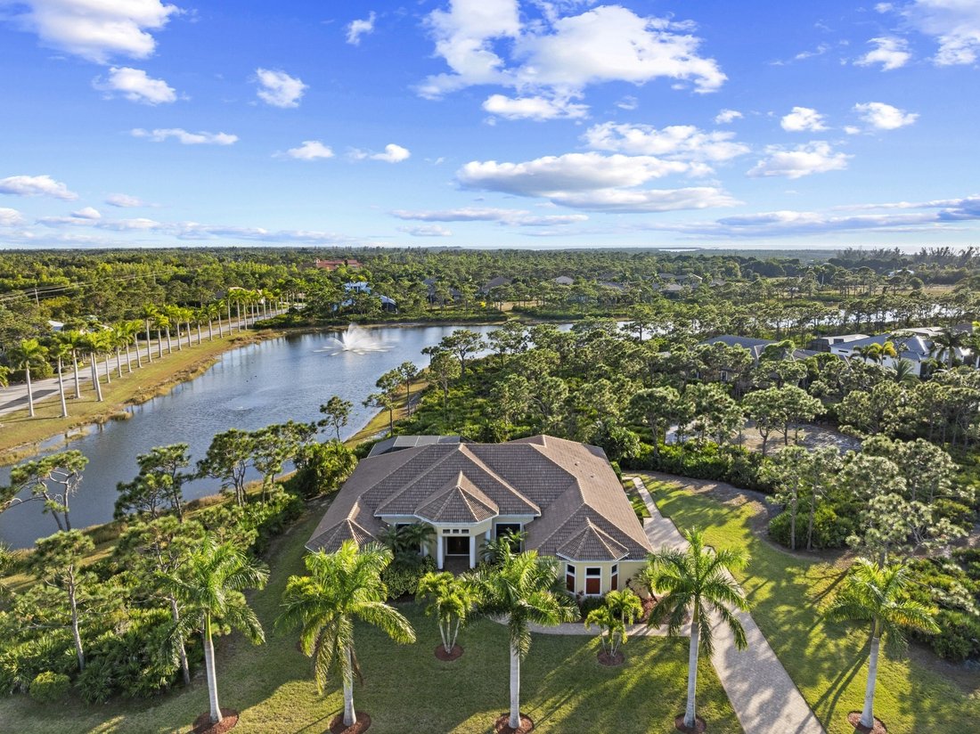 House in Bokeelia, Florida, United States 1 - 16764302