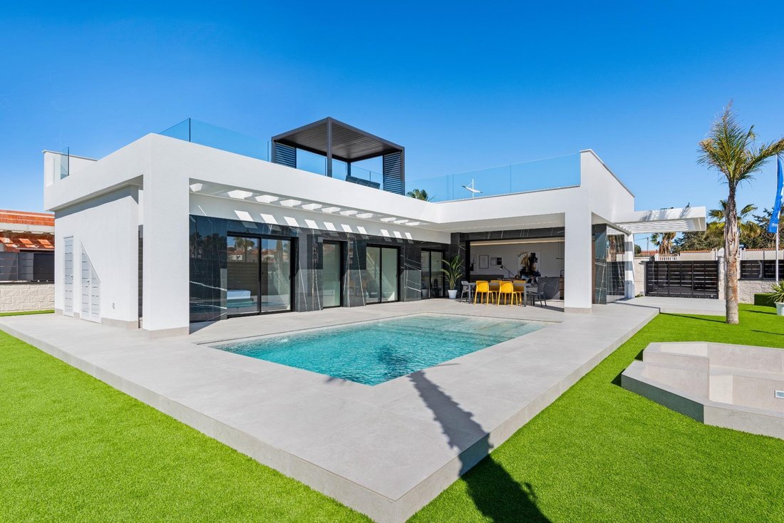 Villa in Algorfa, Land Valencia, Spanien 4 - 16758136