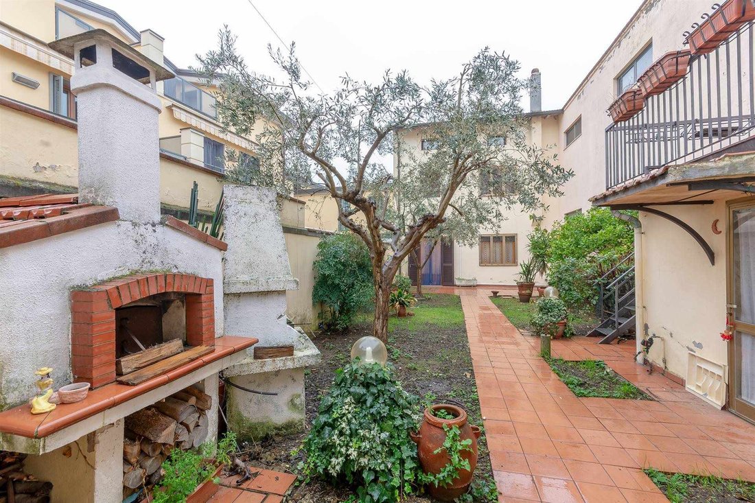 Townhouse in Station Center, Municipality of Sesto Fiorentino, Italy 4 - 16753474