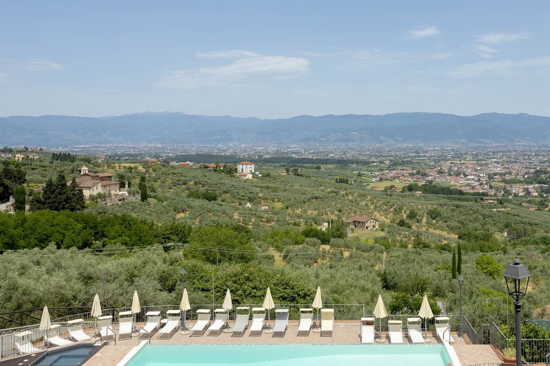 Estate in Lucciano, Catena, Tuscany 1 - 16753672