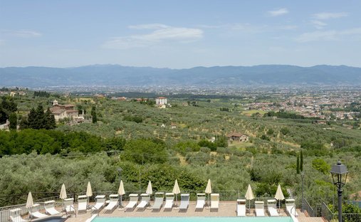 Anwesen in Lucciano - Montemagno, Quarrata, Toskana 1