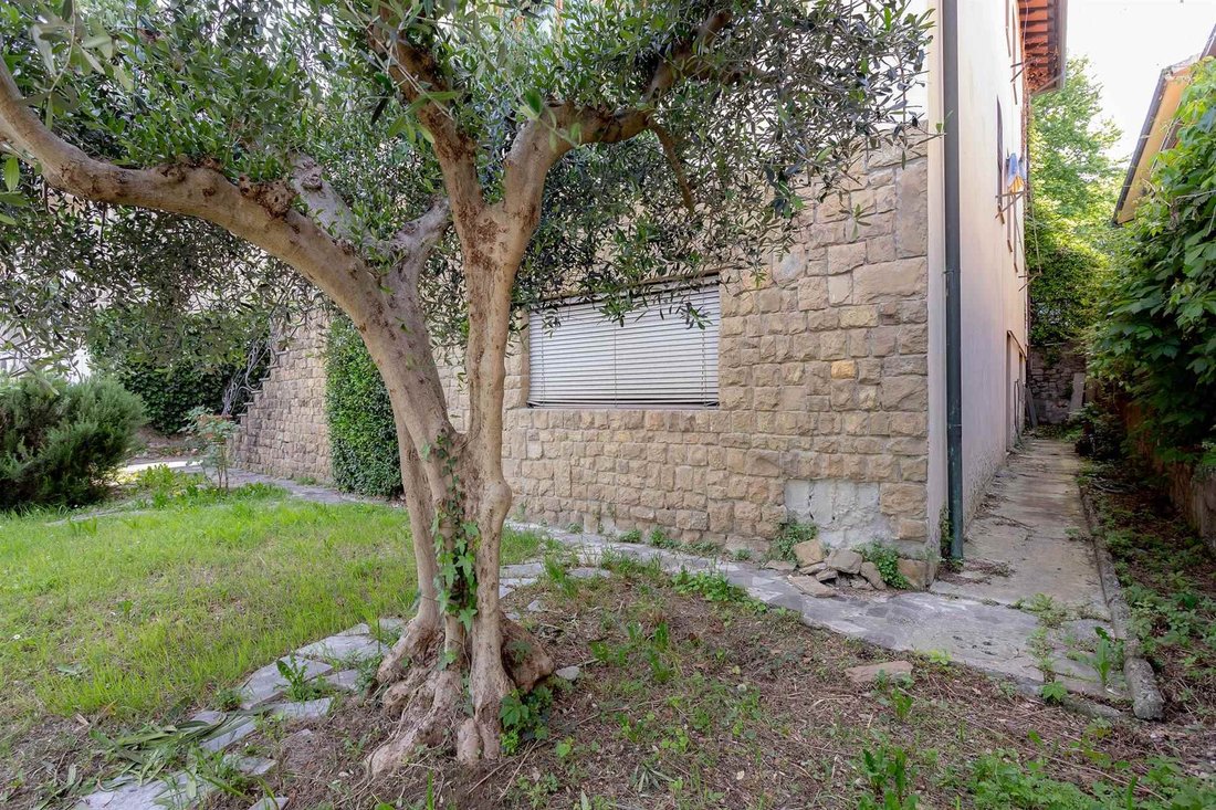 Villa in High Hills - Low Hills - Crucifix, Signa, Tuscany 3 - 16753905
