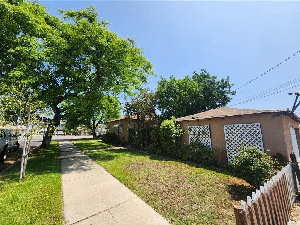Los Angeles, California, United States 3 - 16525669