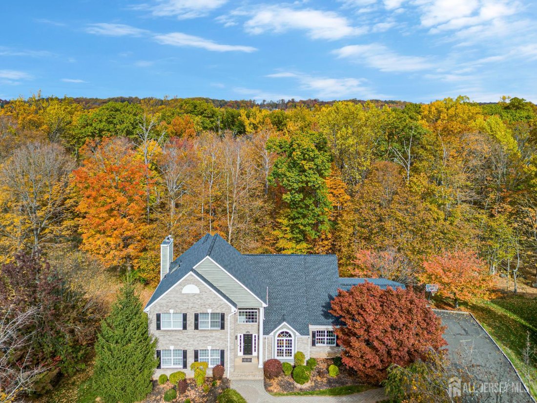 Residential Warren In Warren New Jersey United States For Sale (16755521)