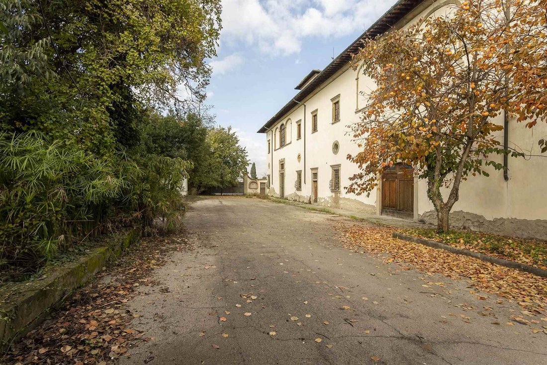 Villa in Torricella, Campi Bisenzio, Tuscany 2 - 16753602
