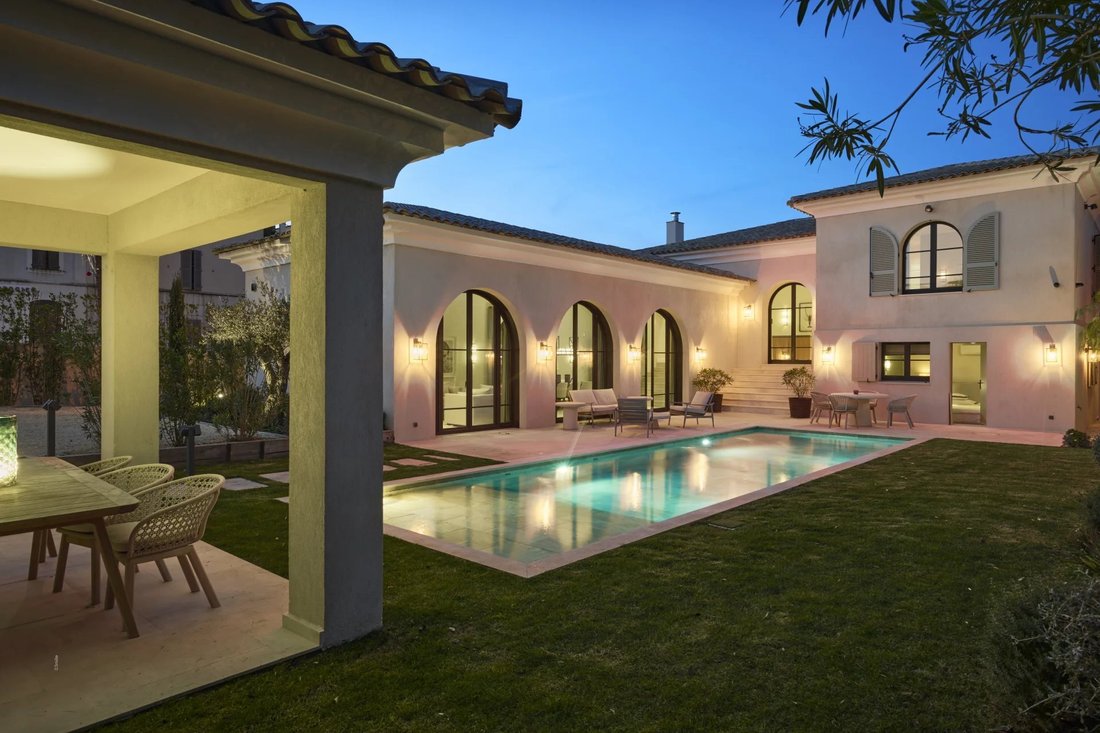 Villa in Zone Ouest Urbaine, Saint-Tropez, France 4 - 16761701