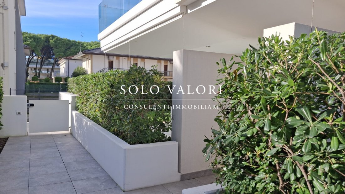 Apartment in Lido di Jesolo, Jesolo, Veneto 4 - 16742958