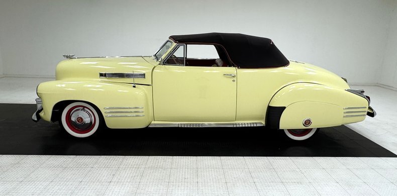 Cabriolet in Morgantown, United States 3 - 16760253