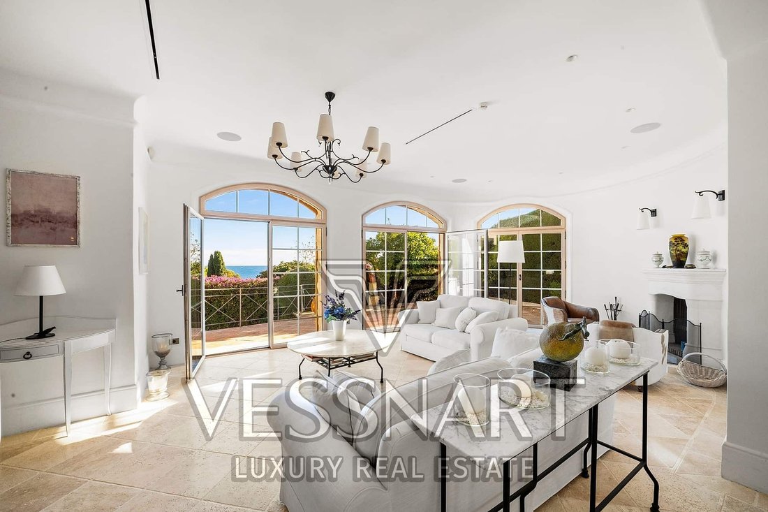 Villa in Èze, Provence-Alpes-Côte d'Azur, France 5 - 16607685
