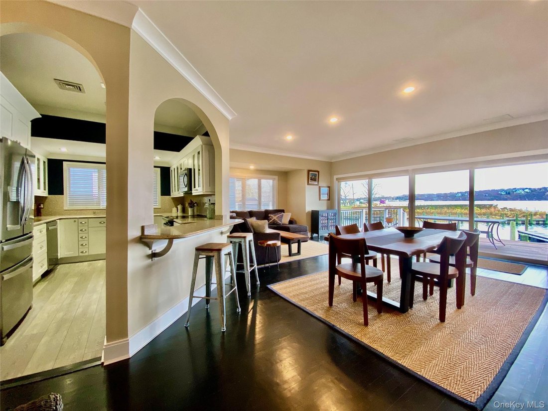 Condo in Greenport West, New York, United States 2 - 16758378