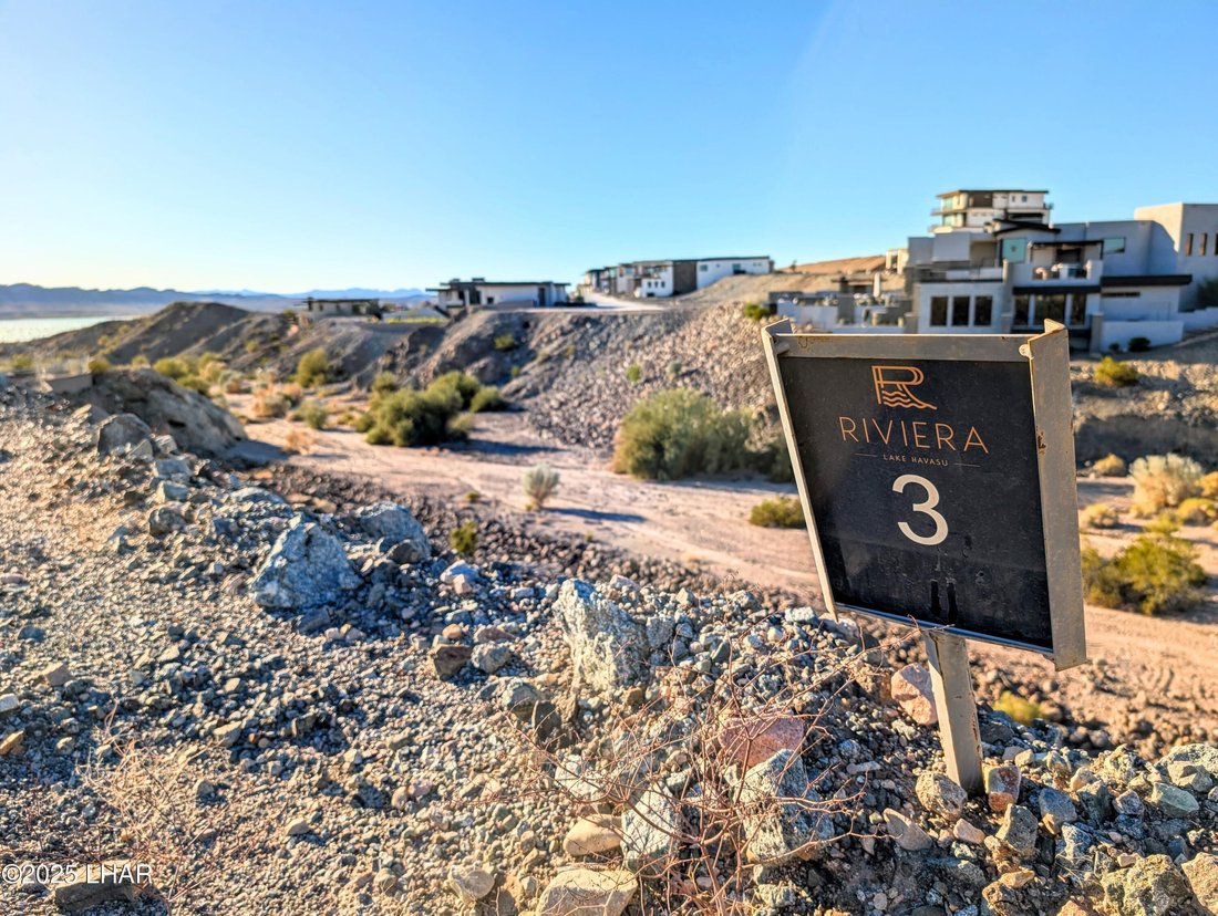 Land in Lake Havasu City, Arizona, United States 1 - 16760828