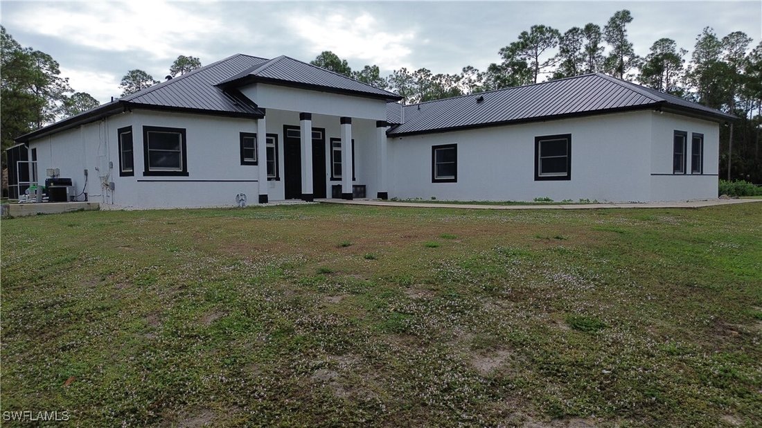 House in Naples, Florida, United States 3 - 16753111