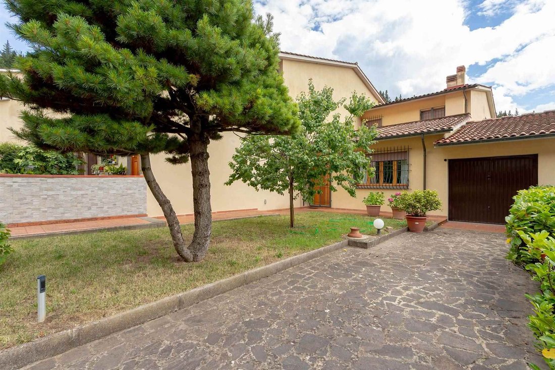 Andere in Calenzano, Toskana, Italien 1 - 16754190