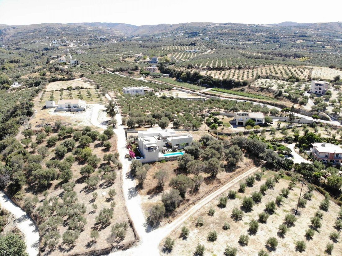 Villa in Crete, Greece 3 - 16759682