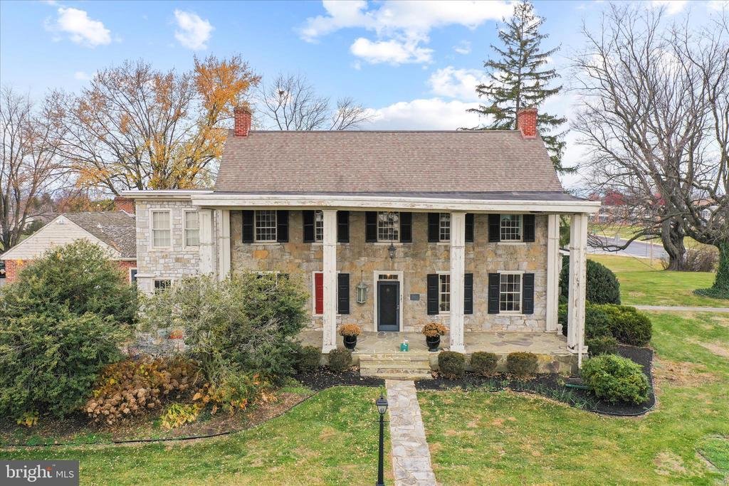 House in Greencastle, Pennsylvania, United States 4 - 16755010