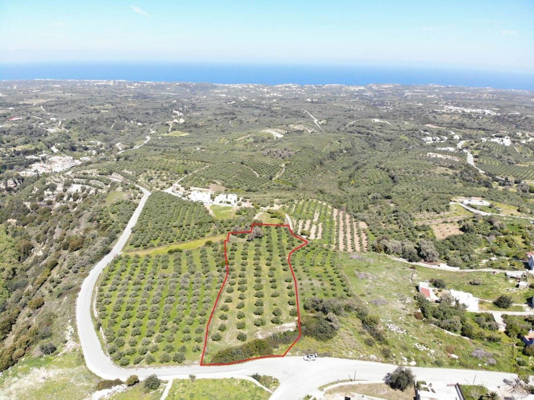 Land in Crete, Greece 3 - 16759706