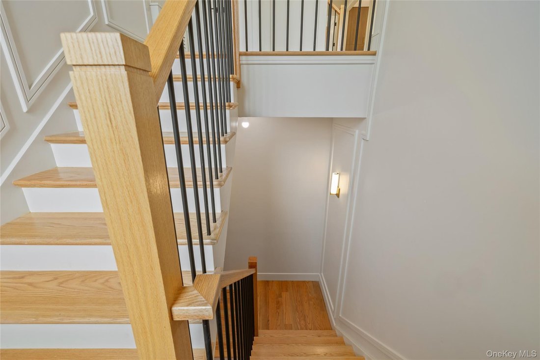 Condo in Spring Valley, New York, United States 4 - 16756295