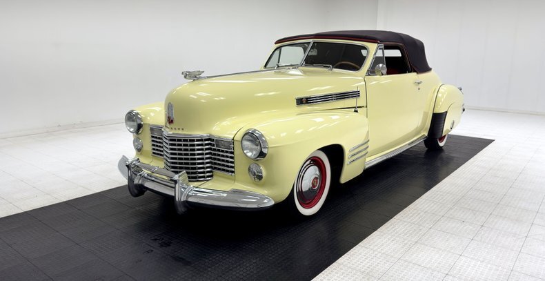 Cabriolet in Morgantown, United States 1 - 16760253