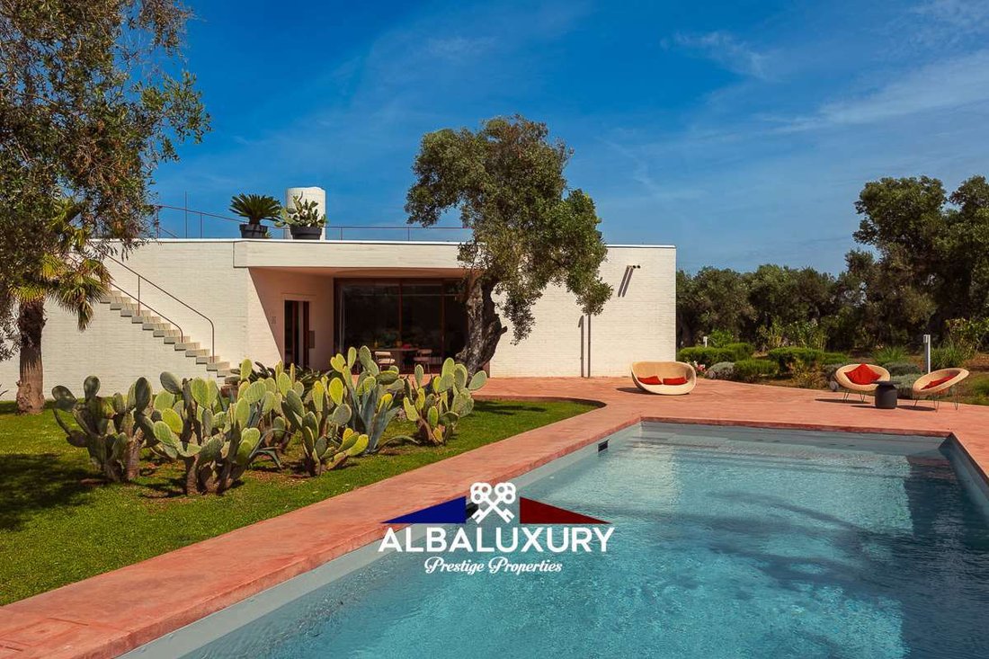 Villa in Carovigno, Apulia, Italy 3 - 15345198