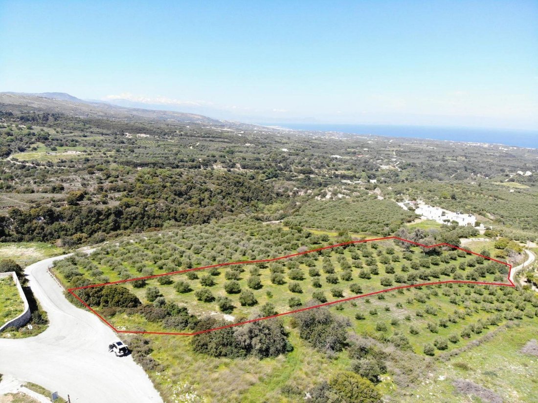 Land in Crete, Greece 2 - 16759706