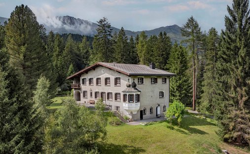 House in Vaz/Obervaz, Grisons, Switzerland 1