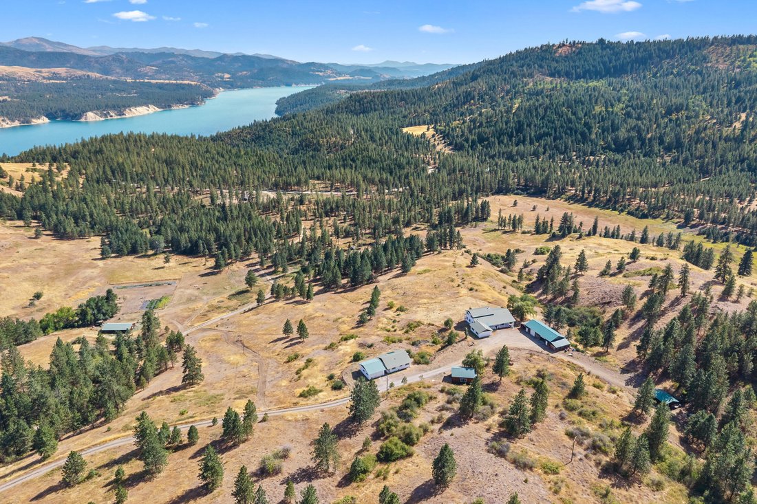House in Inchelium, Washington, United States 3 - 16754170