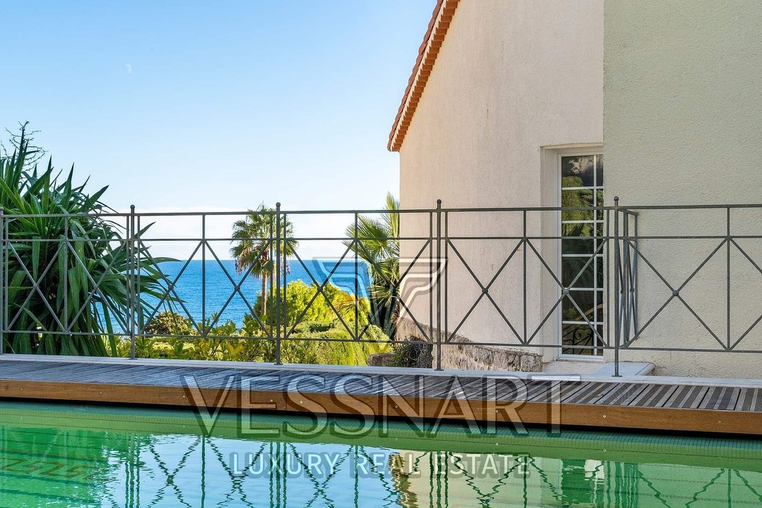 Villa in Èze, Provence-Alpes-Côte d'Azur, France 3 - 16607685