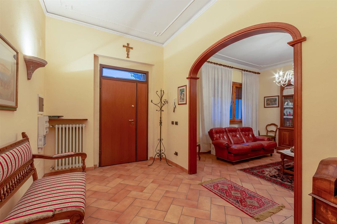 Townhouse in Station Center, Municipality of Sesto Fiorentino, Italy 5 - 16753474